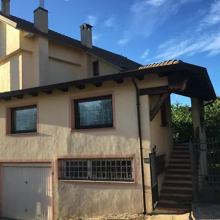 Villanova Apartmán *